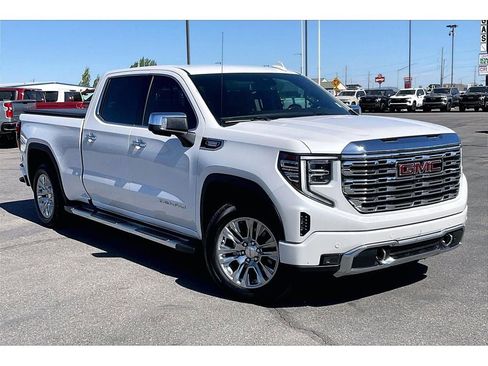 Used 2023 GMC Sierra 1500 Denali AWD/4WD image 2