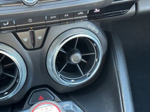 Used 2018 Chevrolet Camaro SS image 29