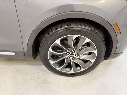 Used 2022 Lincoln Nautilus Reserve w/ Equipment Group 201A image 30