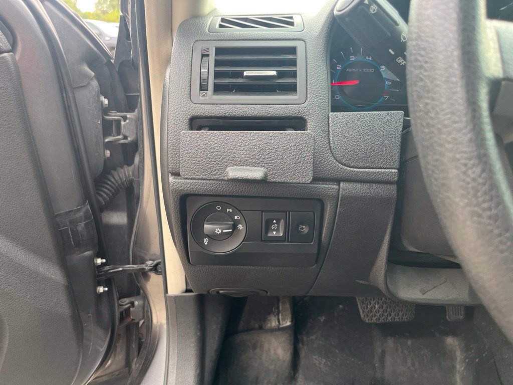 Used 2012 Ford Fusion SE FWD image 22