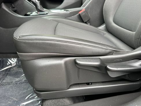 Used 2024 Buick Encore GX Preferred image 13