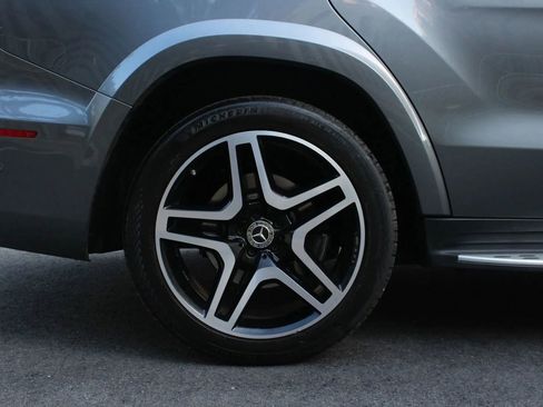 Used 2018 Mercedes-Benz GLS 550 4MATIC image 5