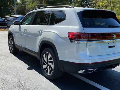 New 2026 Volkswagen Atlas SE image 7