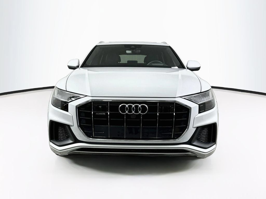 Used 2021 Audi Q8 Prestige w/ Prestige Package AWD/4WD image 5