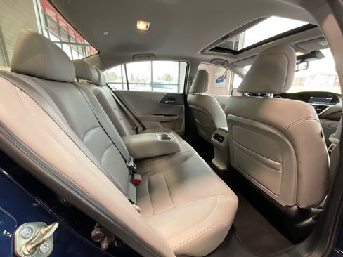 Used 2014 Honda Accord EX-L image 19