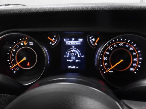 Used 2018 Jeep Wrangler Unlimited Sport AWD/4WD image 17