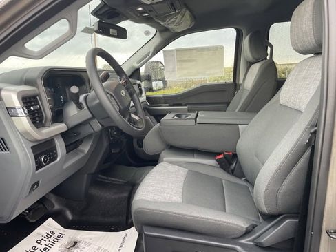 New 2026 Ford F250 XLT w/ XLT Premium Package image 20