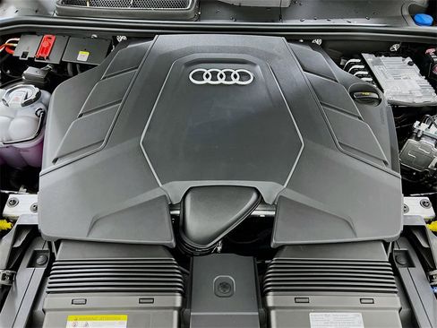 New 2026 Audi Q8 Premium Plus image 30