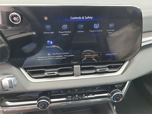 New 2026 Chevrolet Equinox LT image 30