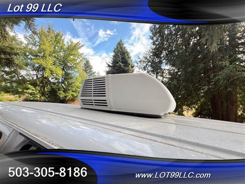 Used 2009 Ford E-350 and Econoline 350 Extended Super Duty RWD image 5