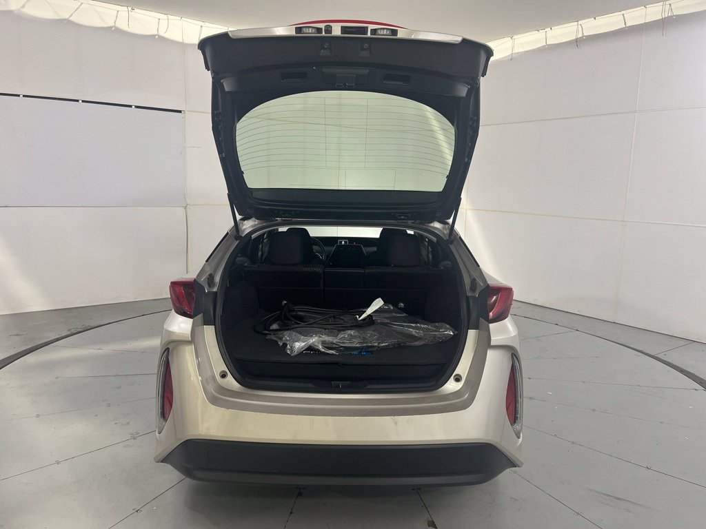 Used 2019 Toyota Prius Prime Plus FWD image 13