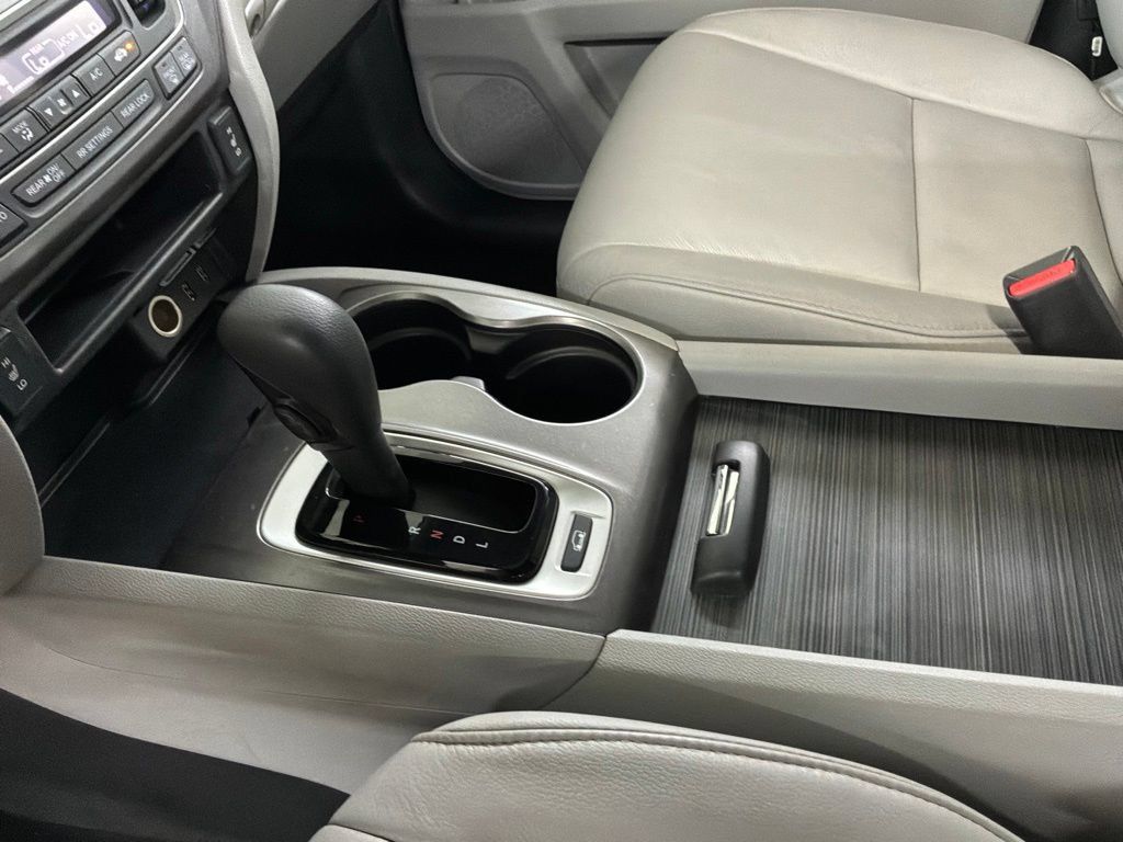 Used 2016 Honda Pilot EX-L image 18