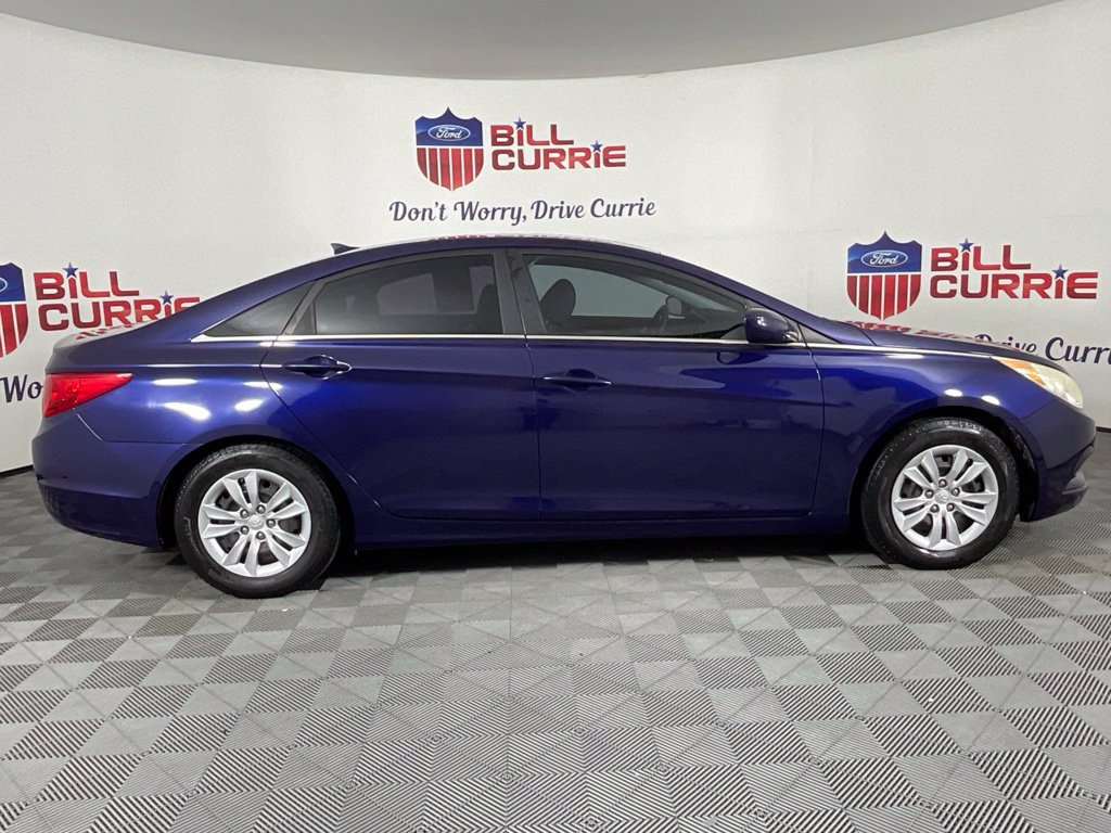 Used 2013 Hyundai Sonata GLS FWD image 2