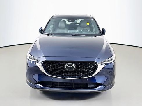 Used 2023 MAZDA CX-5 Signature AWD/4WD image 2