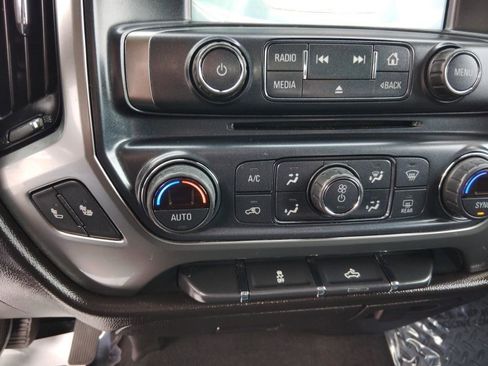 Used 2018 Chevrolet Silverado 1500 LT w/ All Star Edition image 22