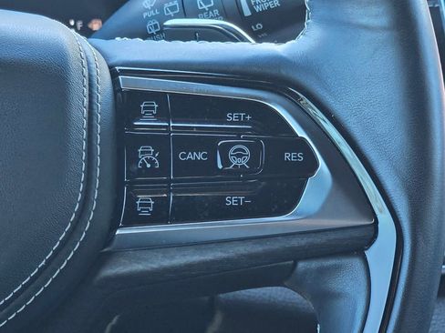 Used 2021 Jeep Grand Cherokee L Overland w/ Advanced Protech Group III image 22