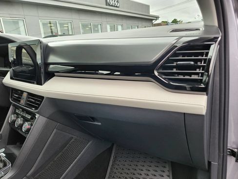 Used 2025 Volkswagen Taos S AWD/4WD image 14