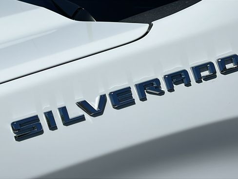 Certified 2025 Chevrolet Silverado 1500 W/T RWD image 12