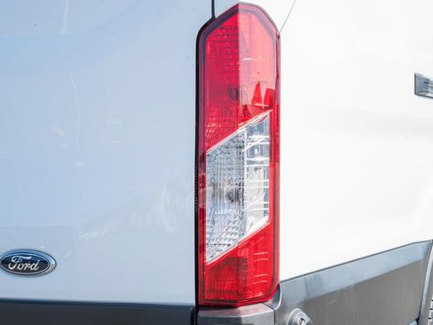 Certified 2025 Ford Transit 250 148 High Roof Extended RWD image 6