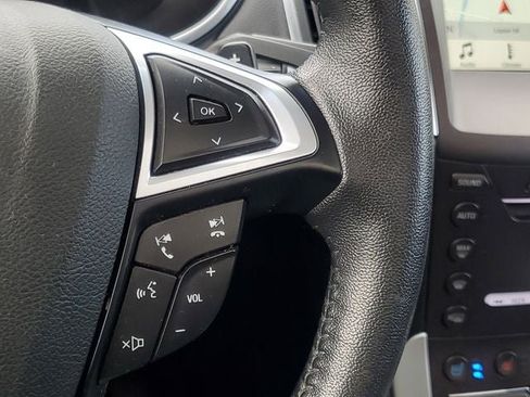 Used 2018 Ford Edge Titanium w/ Equipment Group 302A AWD/4WD image 15