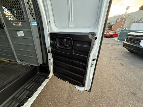 Used 2021 GMC Savana 2500 w/ Driver Convenience Package RWD image 24