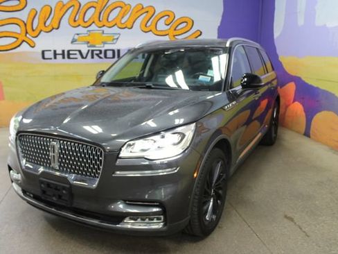 Used 2020 Lincoln Aviator Reserve w/ Equipment Group 202A AWD/4WD image 4