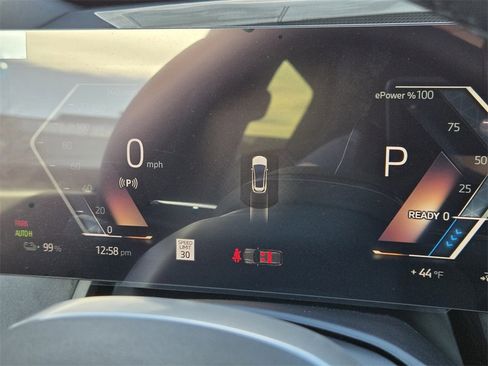 New 2026 BMW iX xDrive60 w/ M Sport Package image 18