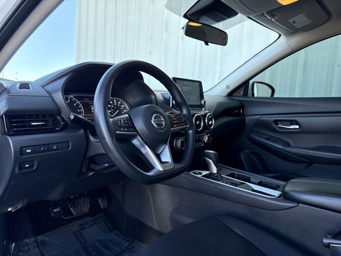 Used 2023 Nissan Sentra SV image 14