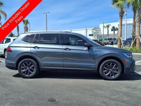 Used 2022 Volkswagen Tiguan SE FWD image 8