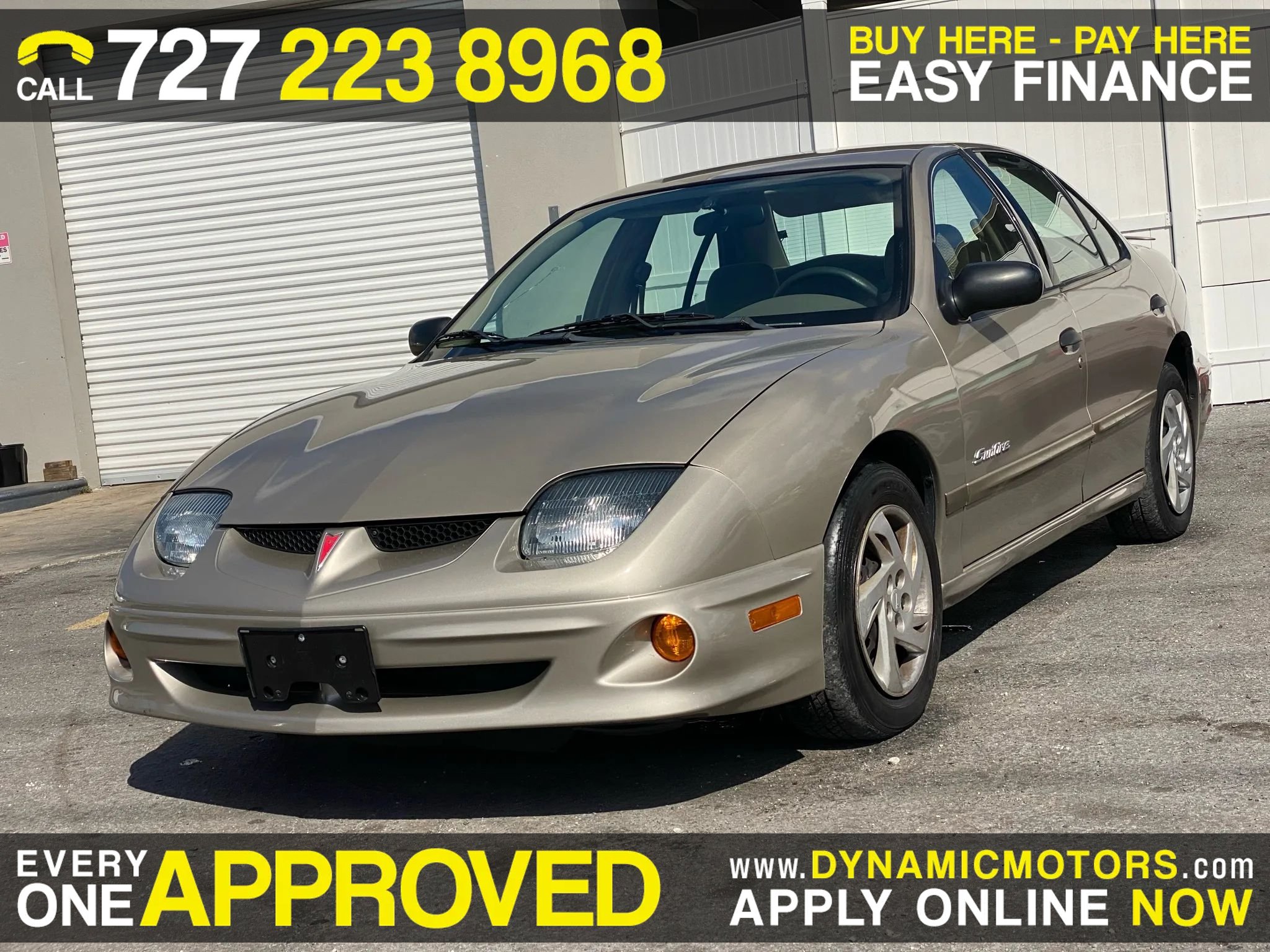 Used 2002 Pontiac Sunfire SE FWD image 1