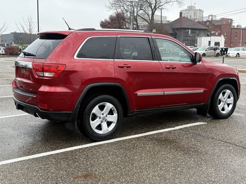 Used 2011 Jeep Grand Cherokee Laredo image 12