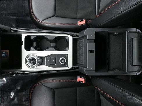 Used 2022 Ford Explorer ST-Line w/ Class IV Trailer Tow Package image 36