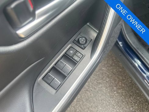 Used 2025 Toyota RAV4 XLE FWD image 10