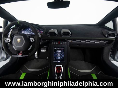 Used 2023 Lamborghini Huracan STO RWD image 30