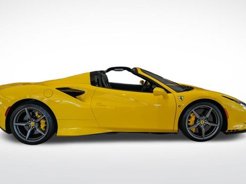 Used 2023 Ferrari F8 Tributo RWD image 6