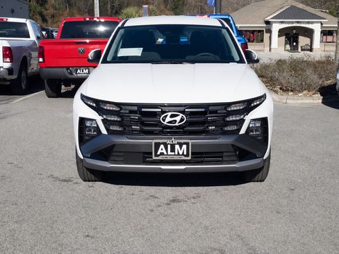 New 2026 Hyundai Tucson Blue SE AWD/4WD image 2