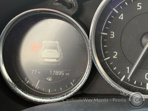 Used 2021 MAZDA MX-5 Miata RF Grand Touring image 31