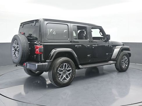 New 2026 Jeep Wrangler Sahara image 6