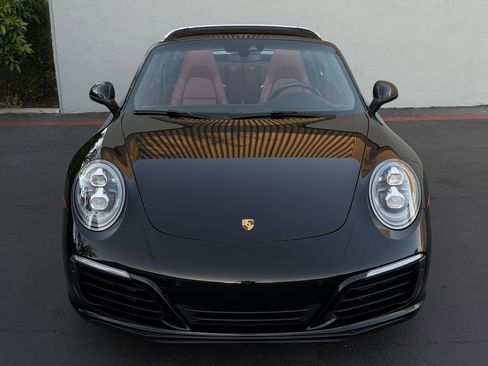 Used 2019 Porsche 911 Targa 4S image 5