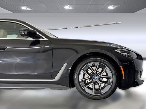 Certified 2023 BMW i4 eDrive35 w/ Premium Package RWD image 34