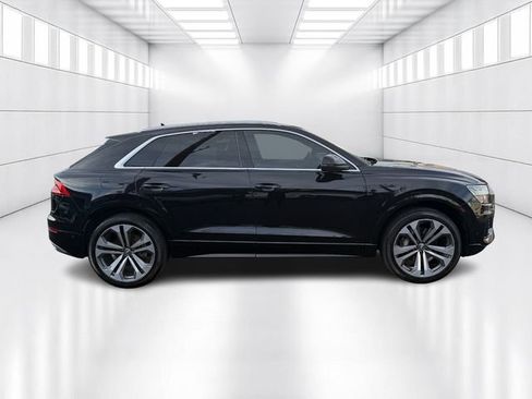 Used 2019 Audi Q8 Prestige w/ Towing Package image 4