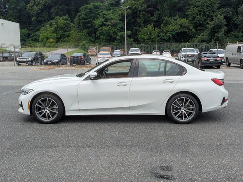 Used 2022 BMW 330i xDrive Sedan w/ Driving Assistance Package AWD/4WD image 6