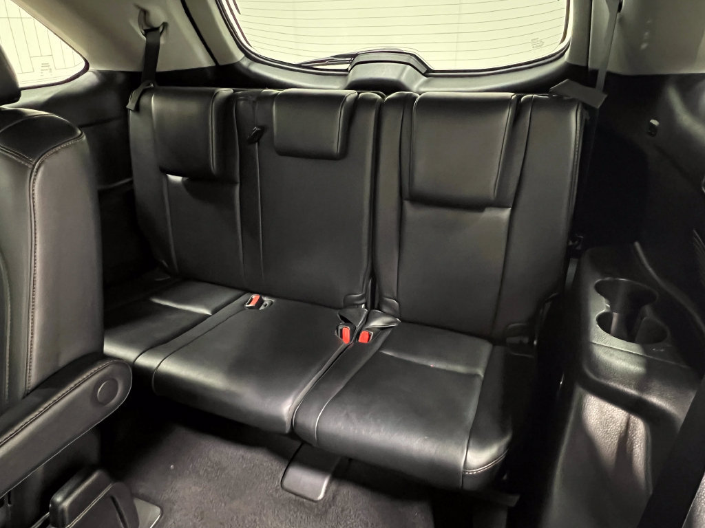 Used 2019 Toyota Highlander XLE AWD/4WD image 32