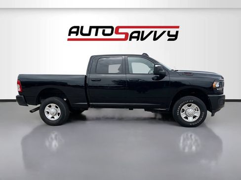 Used 2024 RAM 2500 Tradesman w/ Snow Chief Group AWD/4WD image 8
