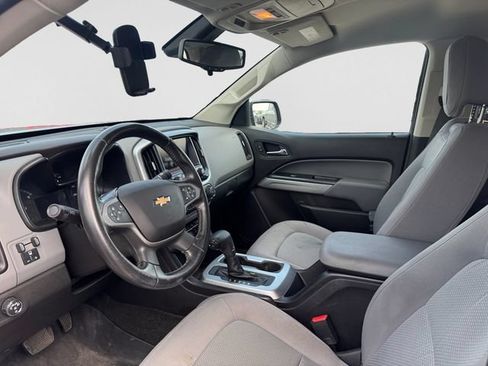 Used 2016 Chevrolet Colorado LT w/ LT Convenience Package RWD image 11