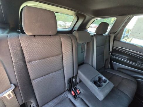 Used 2020 Jeep Grand Cherokee Laredo RWD image 15
