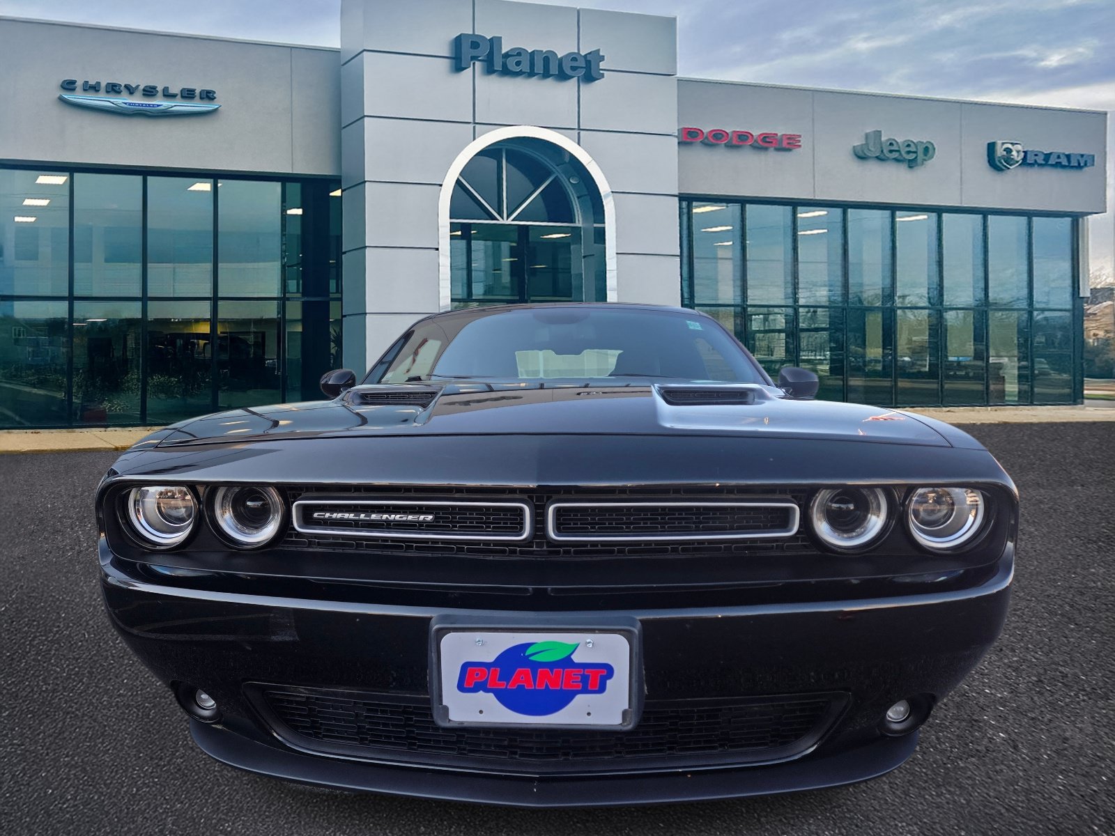 Used 2018 Dodge Challenger GT w/ GT Interior Package AWD/4WD image 4