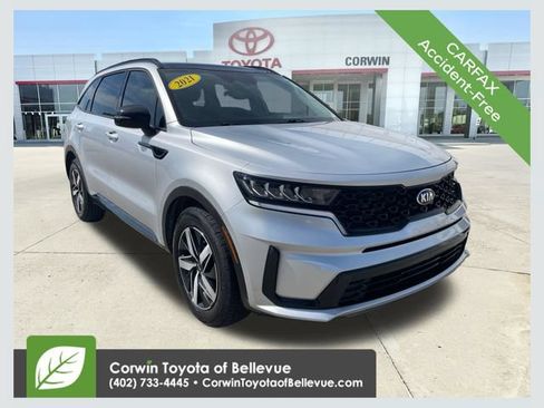 Used 2021 Kia Sorento S w/ Panoramic Sunroof Package FWD image 1
