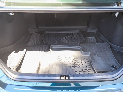 Certified 2020 Toyota Camry LE FWD image 25