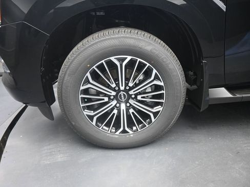 New 2026 Nissan Armada Platinum image 26